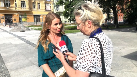 Rzeźba Lajkarza oficjalnie odsłonięta! Postać z brązu stoi na Placu Wolności w Bydgoszczy/fot. Jarosław Wieprzycki