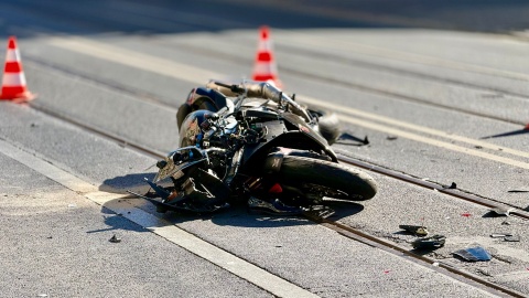 Zderzenie motocykla z busem/fot. Izabela Langner