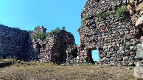 Ruiny zamku/klasztoru w Papowie Biskupim/fot. Maciej Wilkowski