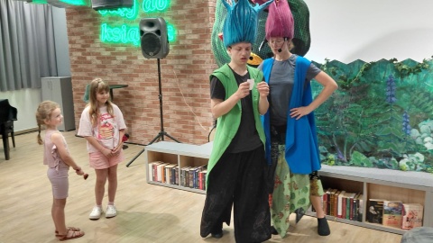 Dzieci tłumnie odwiedziły dzisiaj Miejską Bibliotekę Publiczną we Włocławku/ Fot. Radosław Jagieła