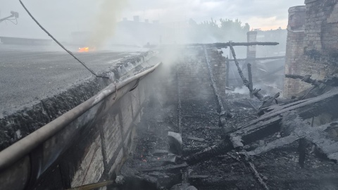 Pożar pustostanu przy ul. Pomorskiej w Bydgoszczy/fot. KM PSP Bydgoszcz