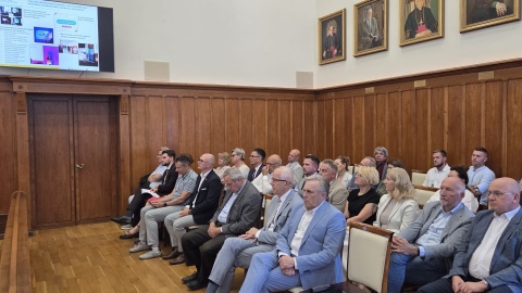Nadzwyczajna sesja sejmiku województwa kujawsko-pomorskiego/fot. Mariusz Luda