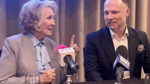 Irena Santor i wiceprezydent Bydgoszczy Łukasz Krupa/fot. Magda Jasińska