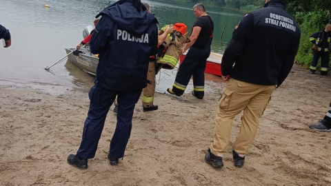Tragiczny finał akcji poszukiwawczej na Jeziorze Dzikowskim pod Toruniem/ Fot. Nadesłane