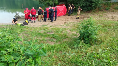 Tragiczny finał akcji poszukiwawczej na Jeziorze Dzikowskim pod Toruniem/ Fot. Nadesłane