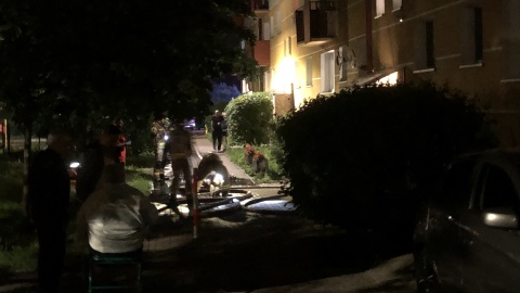 Paliły się drzwi do mieszkania w bloku przy ul. Wysokiej 23 /fot. Jarosław Wieprzycki