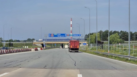 Prace prowadzone są na dwóch odcinkach: Warlubie - Nowe Marzy oraz Pelplin – Kopytkowo. Przez to na trasie tworzą się nawet 15-kilometrowe korki/fot. Mariusz Luda