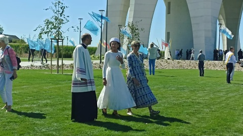Msza święta podczas uroczystości poświęcenia pomnika Matki Bożej. /fot. Monika Kaczyńska