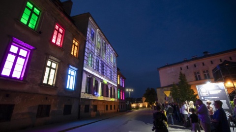 Instalacja na rzecz Festiwalu Światłoczułego w Chełmnie/fot. Rafał Skoczylas dla SOS Music