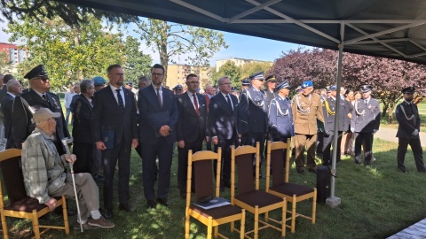 Pod Pomnikiem Lotników na osiedlu Błonie oddano hołd wszystkim poległym oraz zasłużonym na służbie/fot. Damian Klich