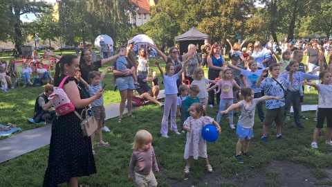 Miasteczko Festiwalu „Pozytywka" w bydgoskim Parku Kochanowskiego/fot. Ewa Dąbska-Wieczorkowska