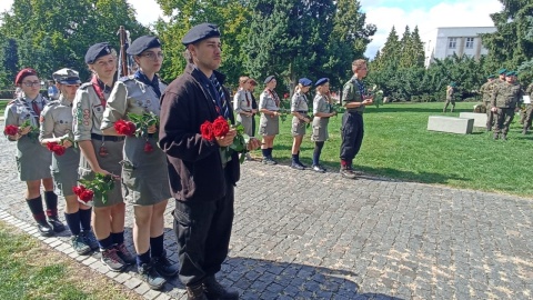 W Toruniu uroczystości odbyły się w Parku Pamięci Ofiar Zbrodni Pomorskiej 1939 roku. /fot. Monika Kaczyńska