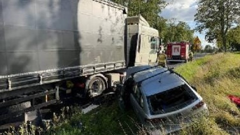 Zderzenie ciężarówki i auta osobowego we Wrockach/fot. KM PSP Golub-Dobrzyń