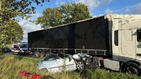 Zderzenie ciężarówki i auta osobowego we Wrockach/fot. KM PSP Golub-Dobrzyń