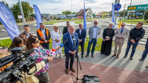 Przy mikrofonie marszałek województwa Piotr Całbecki/fot. Tomasz Czachorowski/eventphoto.com.pl dla UMWKP