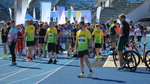 Na stadionie Zawiszy rywalizowano z kolei w ramach 10. PKO Biegu Charytatywnego/fot. Patryk Głowacki
