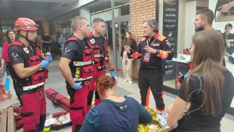 Alarm w galerii handlowej w Rypinie, ciężarna potrzebowała pomocy/fot. Radosław Jagieła