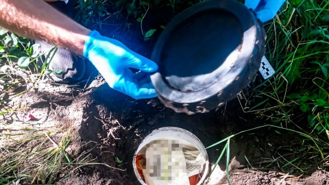 Ponad 300 kilogramów różnego rodzaju narkotyków mogło trafić na rynek w wyniku działalności zorganizowanej grupy przestępczej rozbitej przez funkcjonariuszy Centralnego Biura Śledczego Policji/ Fot. CBŚP