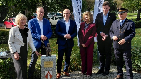 Figurka kolejarza w Aleksandrowie Kujawskim odsłonięta. /fot. Radosław Jagieła