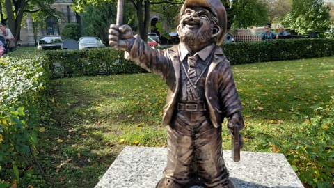 Figurka kolejarza w Aleksandrowie Kujawskim odsłonięta. /fot. Radosław Jagieła