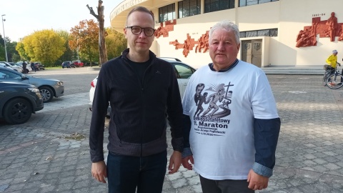Biegacze wyruszli z parafii na bydgoskich Wyżynach. /fot. Monika Siwak