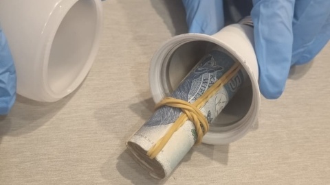 Funkcjonariusze KAS zlikwidowali 51 punktów z automatami. /fot. KAS