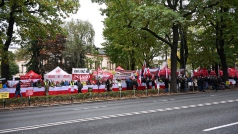 Protest przed Trybunałem Konstytucyjnym/ Fot. PAP, Radek Pietruszka