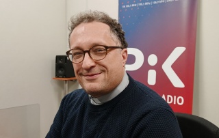Prof. ks. Piotr Roszak w Rozmowie Dnia: W Hiszpanii Trzej Królowie zostawiają dzieciom prezenty w butach