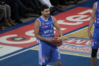 Noteć Inowrocław przełamała złą passę. Koszykarze z regionu wciąż są w walce o play-offy