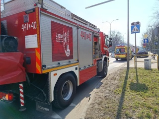 Potrącenie rowerzysty w Grudziądzu. Cyklistę z urazem ręki zabrano do szpitala. Dostał mandat [aktualizacja]