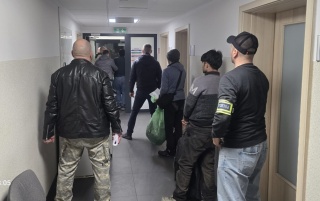 Nielegalni imigranci zatrzymani w Jaksicach. Będą musieli opuścić Polskę [zdjęcia]