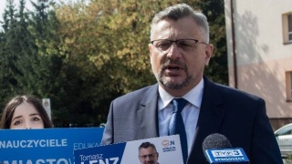 KO podejmie decyzję ws. senatora Tomasza Lenza. NFZ rozpoczął kontrolę - ustaliło PR PiK