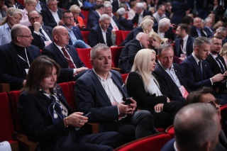 Rada Krajowa KO wybrała 15 wiceprzewodniczących, sekretarza generalnego i skarbnika