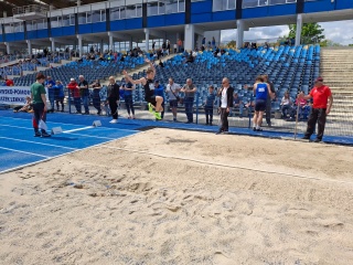 Lekkoatletyka bez ograniczenia wieku. Młodzieżowe zawody na stadionie Zawiszy [zdjęcia, wideo]
