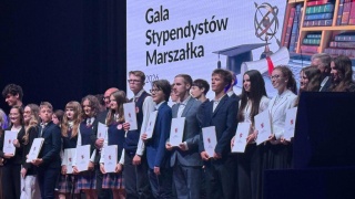 Najlepsi z najlepszych zostali nagrodzeni w Toruniu stypendiami