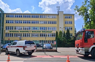 Niebezpieczna substancja na Politechnice Bydgoskiej. Jest komunikat uczelni [zdjęciaAKTUALIZACJA]
