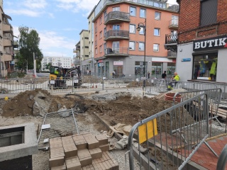 Kierowcy wściekli, handlowcy liczą straty. Komunikacyjny chaos w centrum Włocławka [zdjęcia]