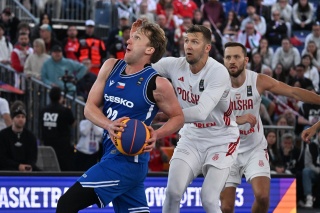 MŚ w koszykówce 3x3: Polacy podzielili los koleżanek. Już pierwszy mecz dnia zabrał marzenia o wyjściu z grupy