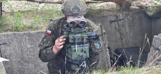 Rekordowe manewry WOT w Toruniu: Granatniki, drony, śmigłowiec i snajperzy w akcji [zdjęcia]