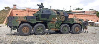 Wojskowy sprzęt na wyciągnięcie ręki. Piknik militarny w Toruniu