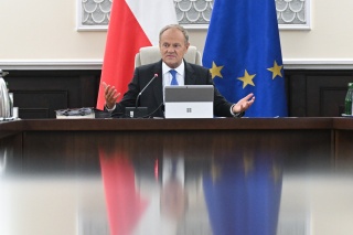 Premier reaguje na informację o lekarzu, który zarobił 1,6 mln w czasie specjalizacji