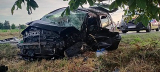 Wielowieś (gm. Pakość): Czołowe zderzenie dwóch aut. Wśród poszkodowanych 7-latek [aktualizacja]