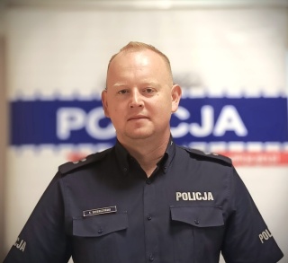Podkom. Krzysztof Świerczyński z Wąbrzeźna w finale konkursu Policjant, który mi pomógł