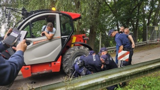 Mieszkańcy nie mogą dojechać do swoich posesji. Sąsiedzki spór o drogę w Złej Wsi