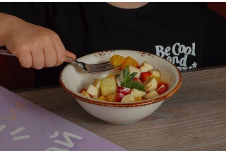 Salmonella w toruńskim żłobku. Dzieci z objawami zatrucia trafiły do szpitala [AKTUALIZACJA]