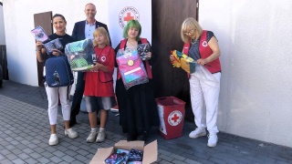 Zbierają przybory, by dać je uczniom na nowy rok szkolny. Akcja Wyprawka dla Żaka