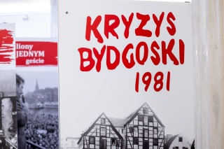 Przypomina o wydarzeniach sprzed 45 lat. W Sejmie wystawa o Bydgoskim Marcu 03981 [ZDJĘCIA]