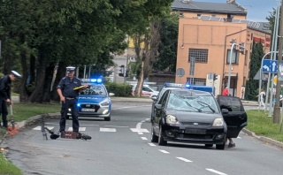 Wypadek w Inowrocławiu, rannych jest dwóch czternastolatków. Wstępne ustalenia policji [AKTUALIZACJA]