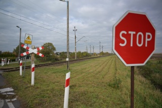 Znowu mogło dojść do wypadku na przejeździe kolejowym. Tym razem na Pomorzu i Kujawach [wideo]
