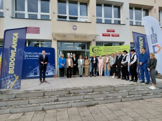 Praca i pieniądze na mur-beton. Promocja zawodów budowlanych we Włocławku [zdjęcia]